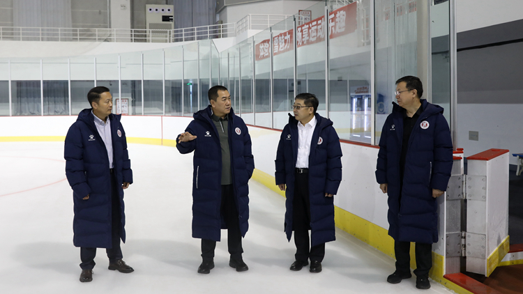 西安体育学院党委书记刘子实一行来校调研