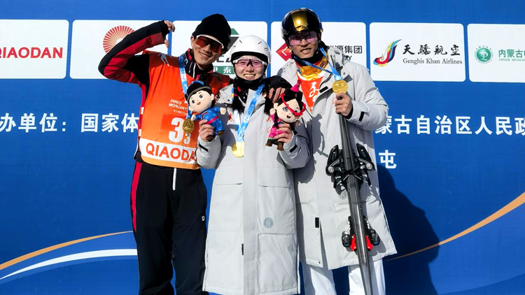 第十四届全国冬季运动会我校运动员获7金8银5铜