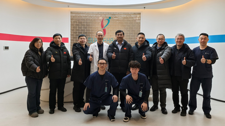 学校党委常委、副院长李成梁到企业走访调研