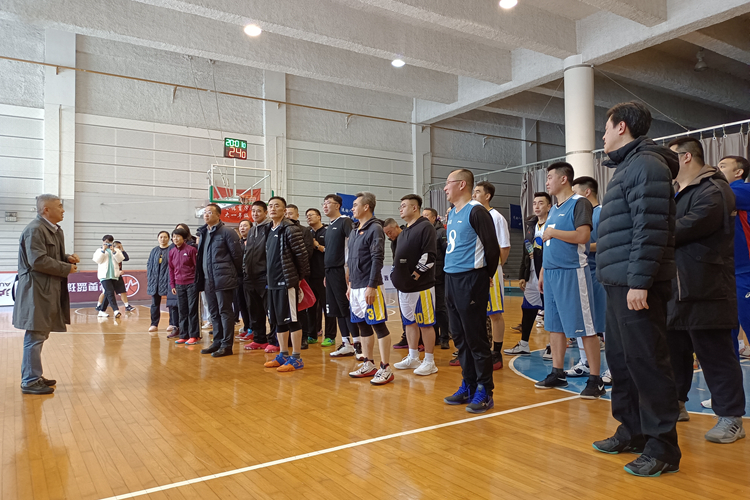 2021年学校教职工篮球赛圆满闭幕