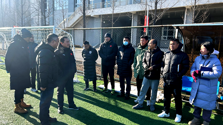 交流互鉴 共话成长——学校成功举办教师集体教学观摩和研讨活动