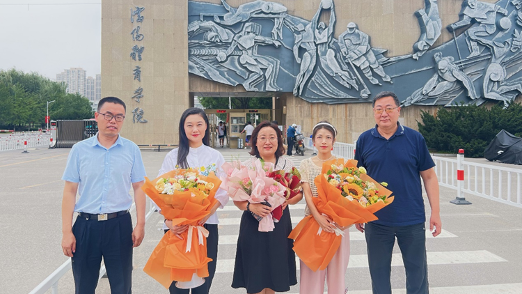 民进辽宁省委慰问我校统战成员