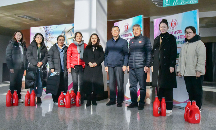 jinnianhui金年会诚信至上“创意新生活 巧手展风采”女教职工创意作品展活动圆满落幕